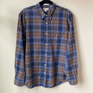 Soft‎ Button Down